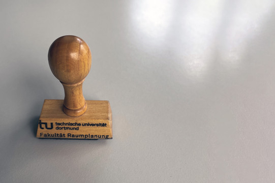 RP Stempel Fakultät Raumplanung Stempel aus Holz.